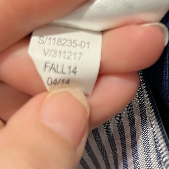 Banana Republic Factory Blazer in Navy with shiny gold buttons lined vintage 4 - Picture 11 of 12